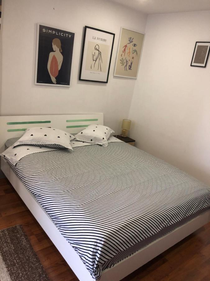 Garsoniera Relax Drumul Taberei Bukarest Kültér fotó
